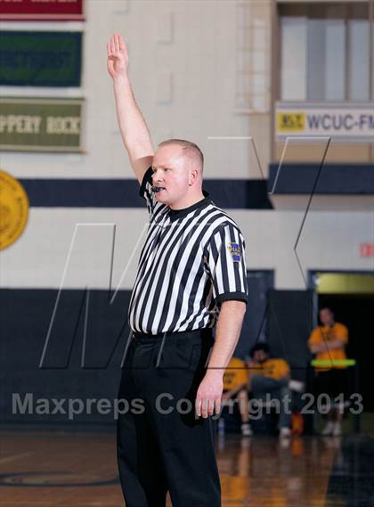 Thumbnail 2 in Winchester Thurston vs Clarion Area (PIAA A State Playoff 1st Round) photogallery.