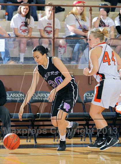 Thumbnail 3 in Winchester Thurston vs Clarion Area (PIAA A State Playoff 1st Round) photogallery.