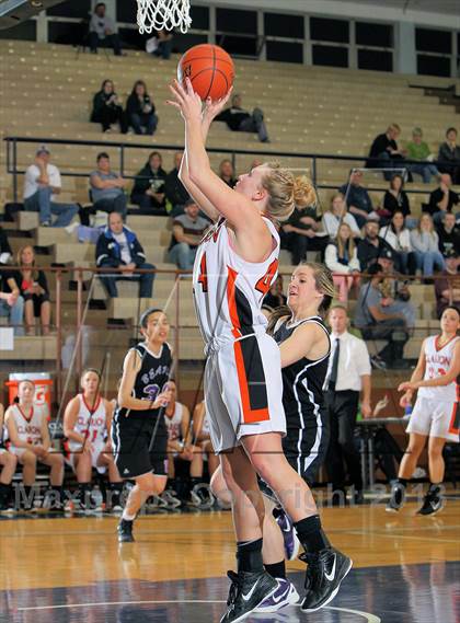 Thumbnail 3 in Winchester Thurston vs Clarion Area (PIAA A State Playoff 1st Round) photogallery.