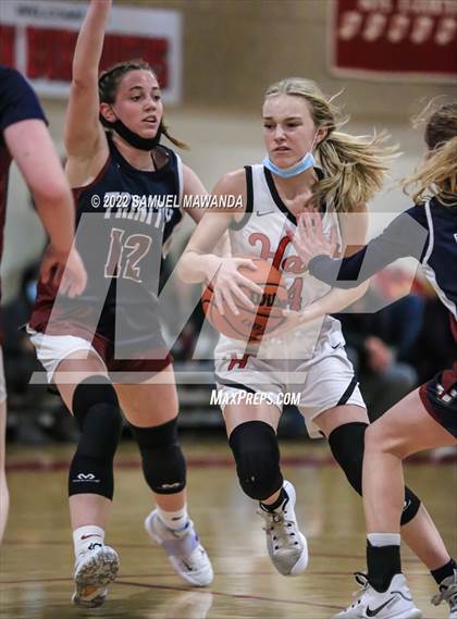 Thumbnail 3 in Hart vs Eagle Rock (West coast Tournament) photogallery.