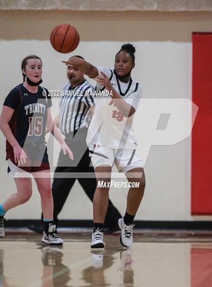 Thumbnail 1 in Hart vs Eagle Rock (West coast Tournament) photogallery.