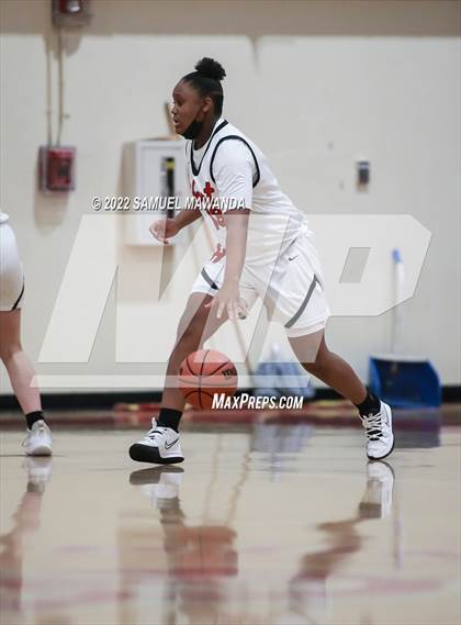 Thumbnail 2 in Hart vs Eagle Rock (West coast Tournament) photogallery.