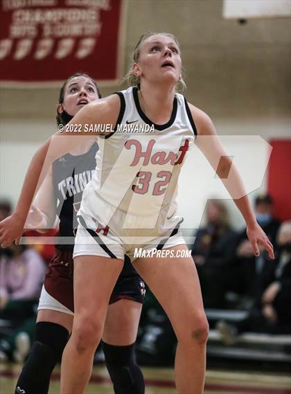 Thumbnail 3 in Hart vs Eagle Rock (West coast Tournament) photogallery.