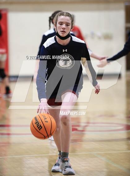 Thumbnail 3 in Hart vs Eagle Rock (West coast Tournament) photogallery.