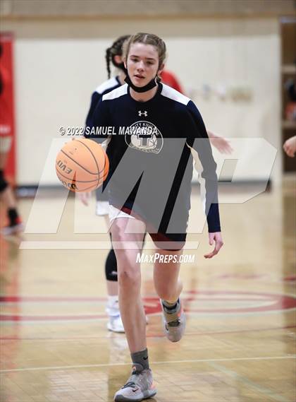 Thumbnail 2 in Hart vs Eagle Rock (West coast Tournament) photogallery.