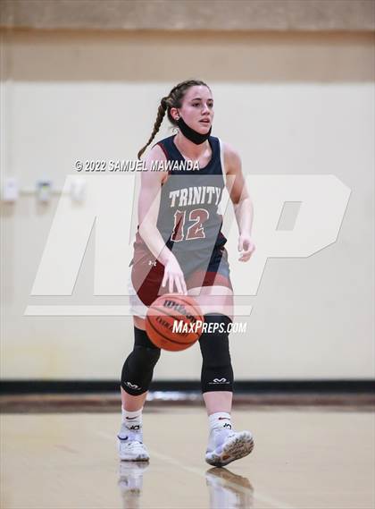 Thumbnail 3 in Hart vs Eagle Rock (West coast Tournament) photogallery.