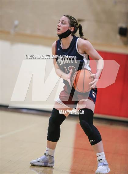Thumbnail 3 in Hart vs Eagle Rock (West coast Tournament) photogallery.