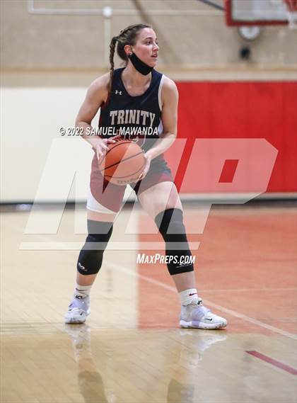 Thumbnail 2 in Hart vs Eagle Rock (West coast Tournament) photogallery.