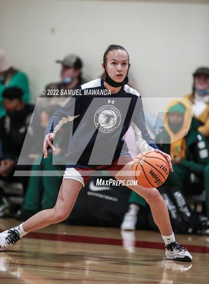 Thumbnail 3 in Hart vs Eagle Rock (West coast Tournament) photogallery.