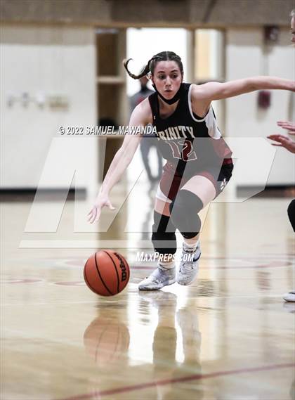 Thumbnail 2 in Hart vs Eagle Rock (West coast Tournament) photogallery.