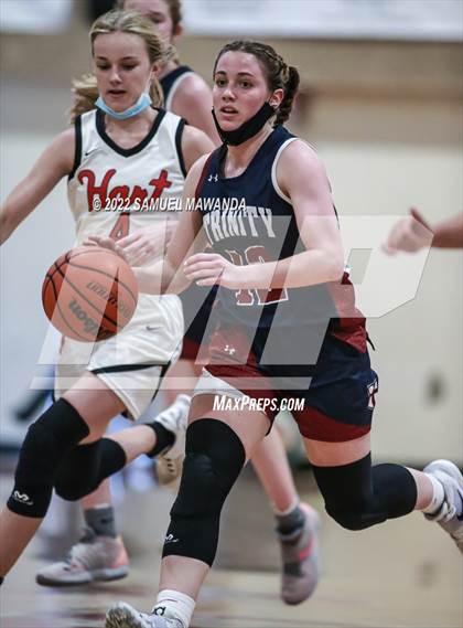 Thumbnail 1 in Hart vs Eagle Rock (West coast Tournament) photogallery.