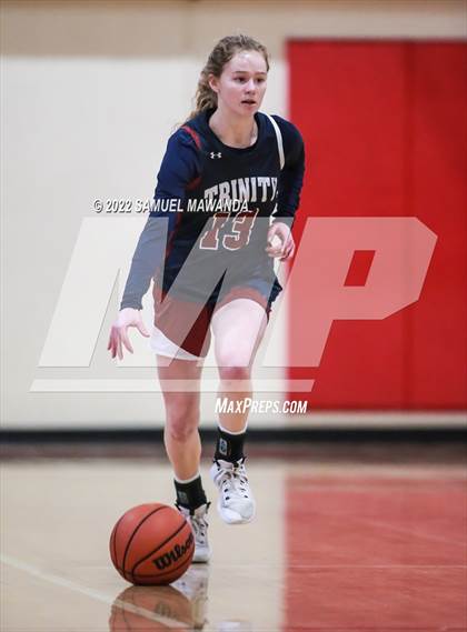 Thumbnail 3 in Hart vs Eagle Rock (West coast Tournament) photogallery.