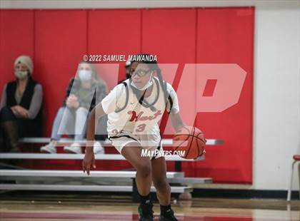 Thumbnail 2 in Hart vs Eagle Rock (West coast Tournament) photogallery.