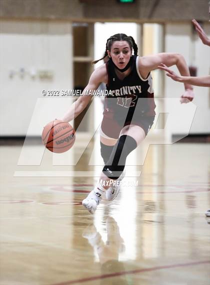 Thumbnail 3 in Hart vs Eagle Rock (West coast Tournament) photogallery.