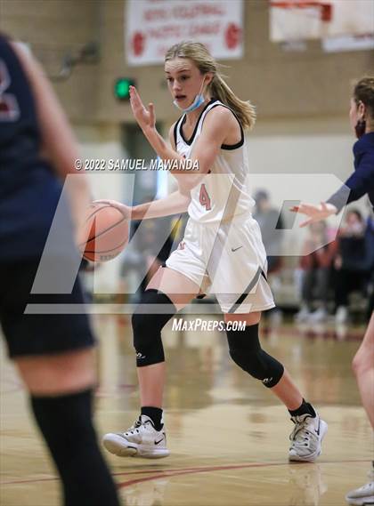Thumbnail 3 in Hart vs Eagle Rock (West coast Tournament) photogallery.