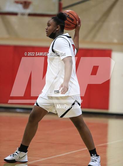 Thumbnail 1 in Hart vs Eagle Rock (West coast Tournament) photogallery.