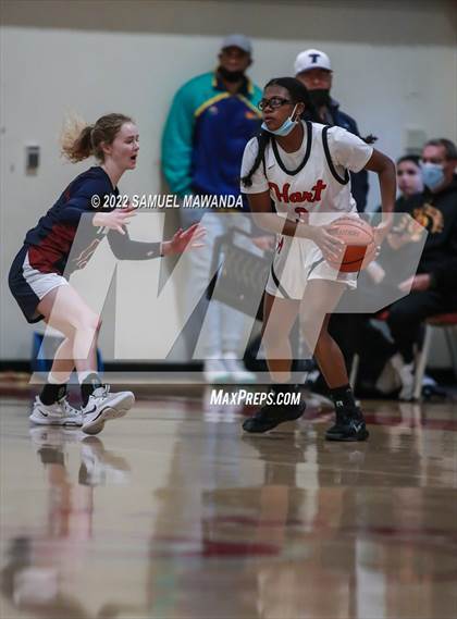 Thumbnail 3 in Hart vs Eagle Rock (West coast Tournament) photogallery.