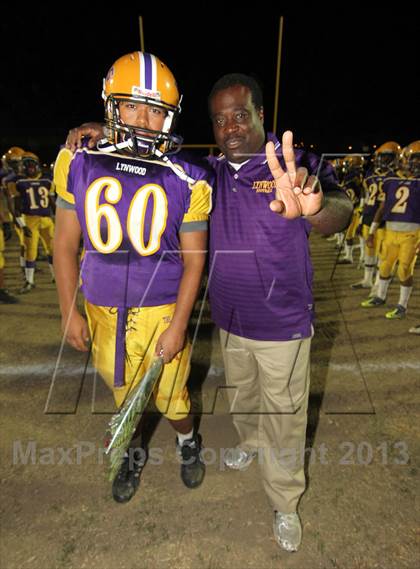Thumbnail 3 in Lynwood vs. Gahr photogallery.