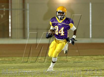 Thumbnail 2 in Lynwood vs. Gahr photogallery.