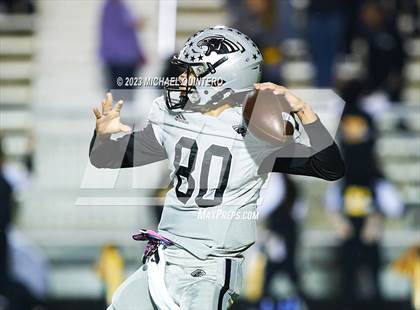 Thumbnail 2 in Brennan vs. United South (UIL Football 6A Division 1 Bi-District) photogallery.