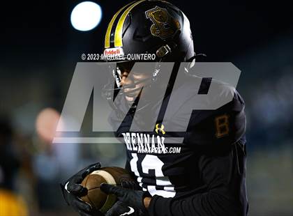 Thumbnail 3 in Brennan vs. United South (UIL Football 6A Division 1 Bi-District) photogallery.