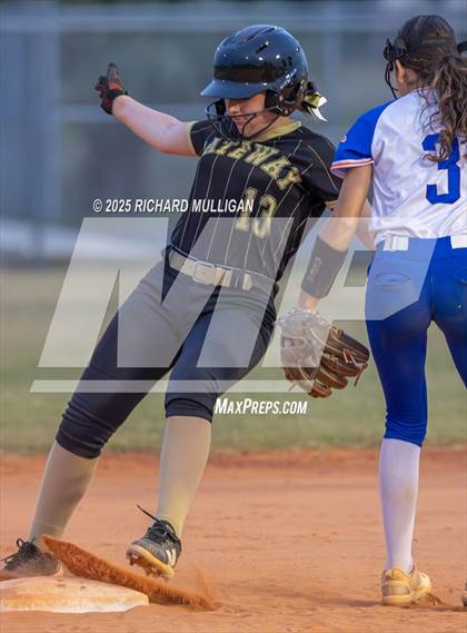 Thumbnail 3 in Cape Coral Vs Gateway photogallery.