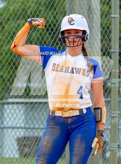 Thumbnail 3 in Cape Coral Vs Gateway photogallery.