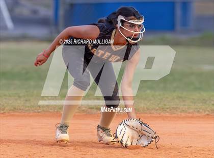 Thumbnail 2 in Cape Coral Vs Gateway photogallery.