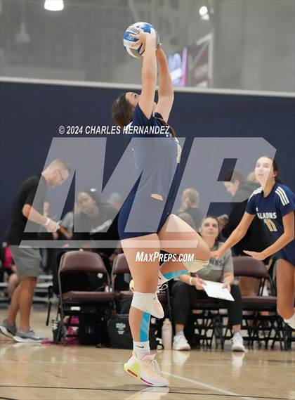 Thumbnail 2 in Providence Classical vs Freeman (Legends Invitational) photogallery.