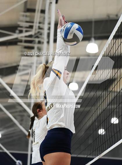 Thumbnail 3 in Providence Classical vs Freeman (Legends Invitational) photogallery.