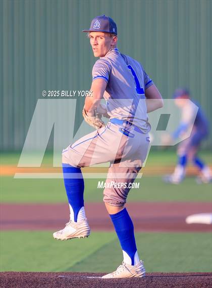 Thumbnail 1 in Grand Saline vs Quitman photogallery.