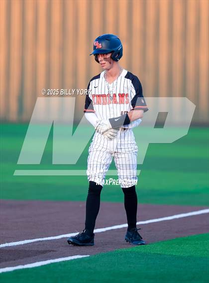 Thumbnail 2 in Grand Saline vs Quitman photogallery.