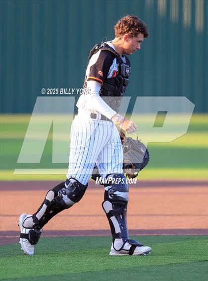 Thumbnail 2 in Grand Saline vs Quitman photogallery.