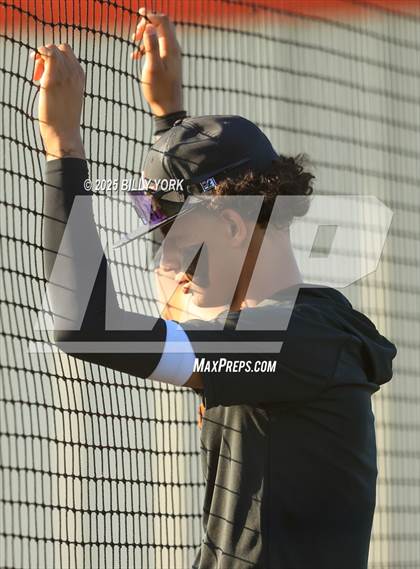 Thumbnail 1 in Grand Saline vs Quitman photogallery.