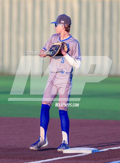 Thumbnail 2 in Grand Saline vs Quitman photogallery.