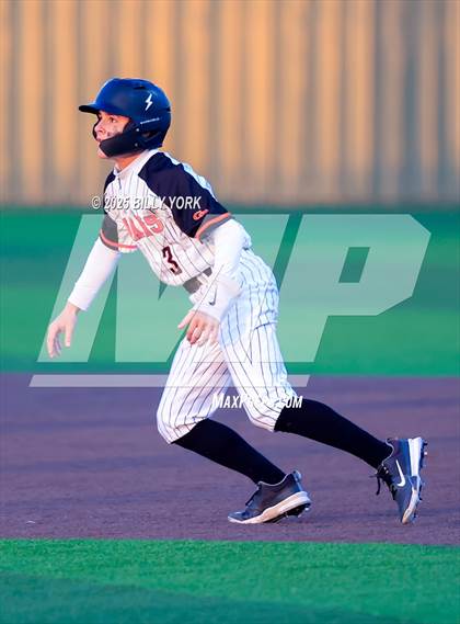 Thumbnail 1 in Grand Saline vs Quitman photogallery.