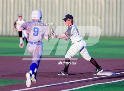 Thumbnail 3 in Grand Saline vs Quitman photogallery.
