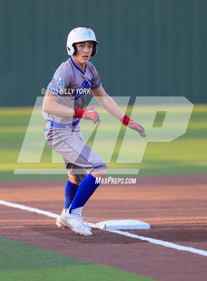 Thumbnail 3 in Grand Saline vs Quitman photogallery.