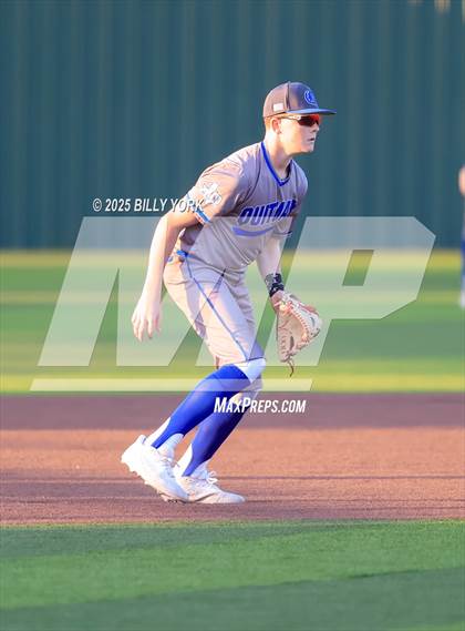 Thumbnail 2 in Grand Saline vs Quitman photogallery.