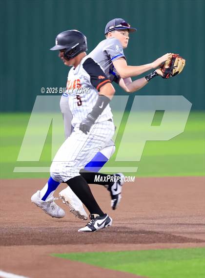Thumbnail 2 in Grand Saline vs Quitman photogallery.
