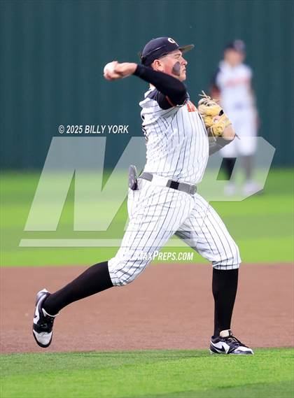Thumbnail 2 in Grand Saline vs Quitman photogallery.