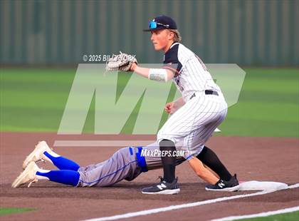 Thumbnail 1 in Grand Saline vs Quitman photogallery.