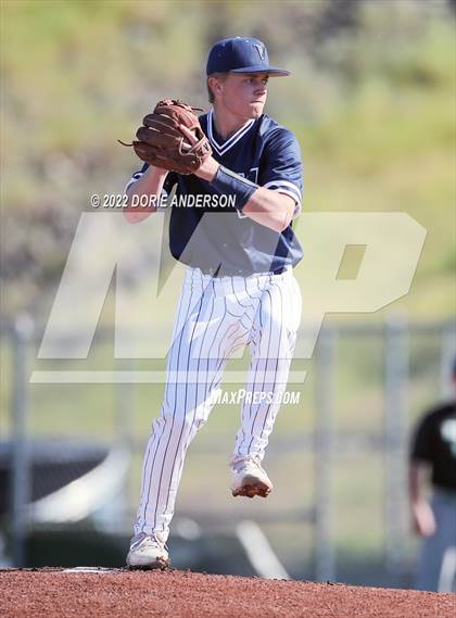 Thumbnail 1 in El Camino @ Vista del Lago photogallery.