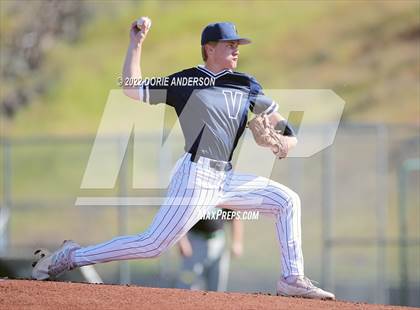 Thumbnail 2 in El Camino @ Vista del Lago photogallery.