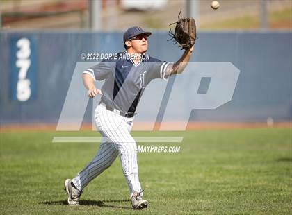 Thumbnail 1 in El Camino @ Vista del Lago photogallery.