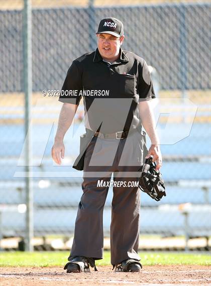 Thumbnail 3 in El Camino @ Vista del Lago photogallery.