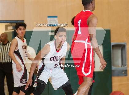 Thumbnail 2 in Saint Mary's vs. James Logan (Vontoure Spartan Classic) photogallery.