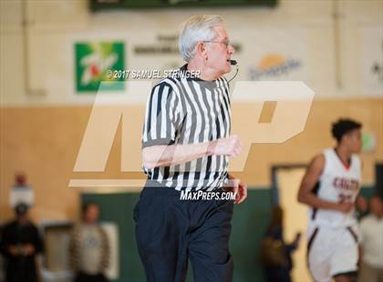 Thumbnail 2 in Saint Mary's vs. James Logan (Vontoure Spartan Classic) photogallery.