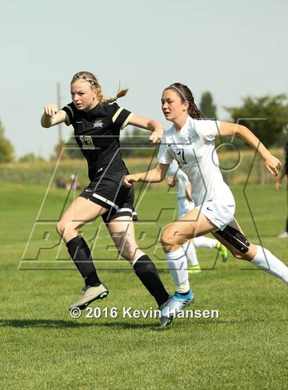 Thumbnail 2 in Desert Hills @ Syracuse photogallery.