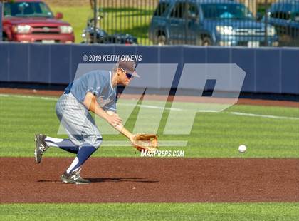 Thumbnail 3 in Keller vs Hebron (Game 3 UIL 6A Bi-District Playoff) photogallery.